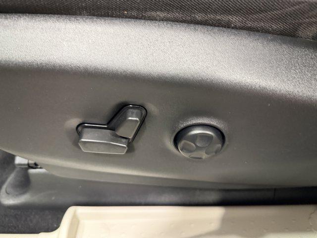 used 2021 Chrysler Pacifica car, priced at $28,000