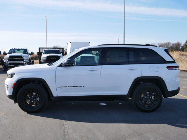 new 2025 Jeep Grand Cherokee car, priced at $41,493