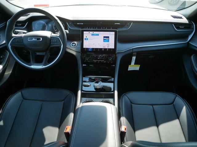 new 2025 Jeep Grand Cherokee car, priced at $50,451