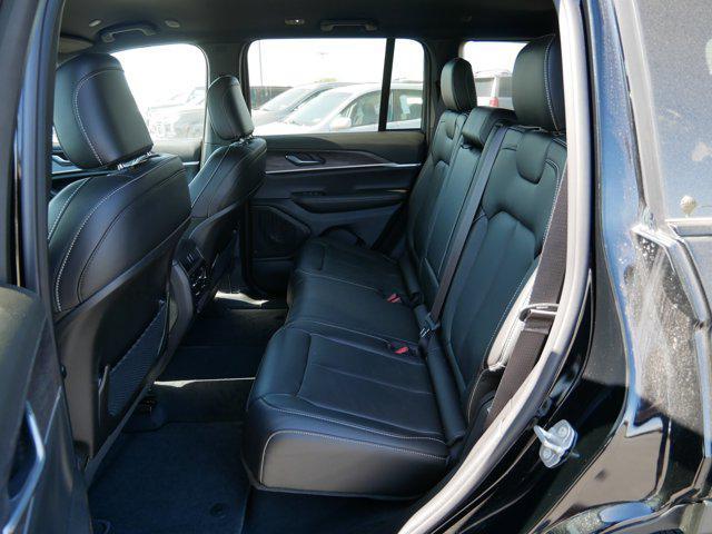 new 2025 Jeep Grand Cherokee car, priced at $44,745