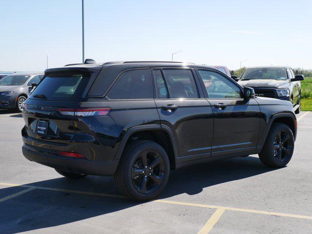 new 2025 Jeep Grand Cherokee car, priced at $44,745