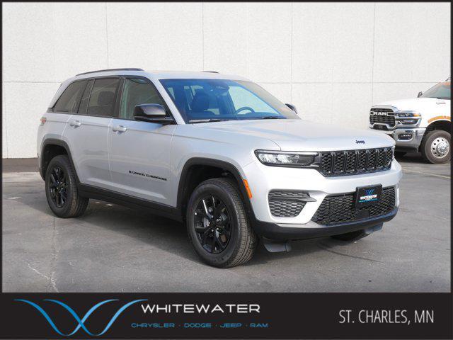 new 2025 Jeep Grand Cherokee car, priced at $42,979