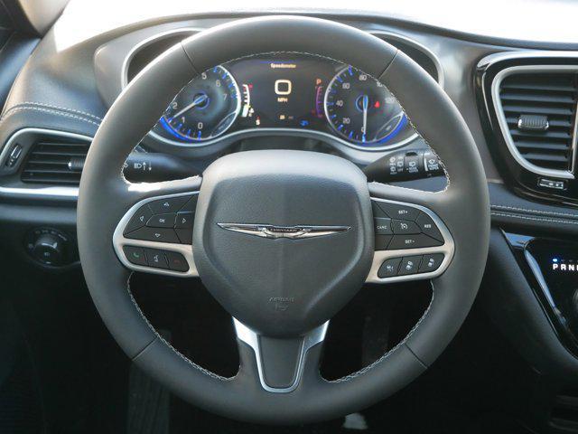 new 2025 Chrysler Pacifica car, priced at $42,193