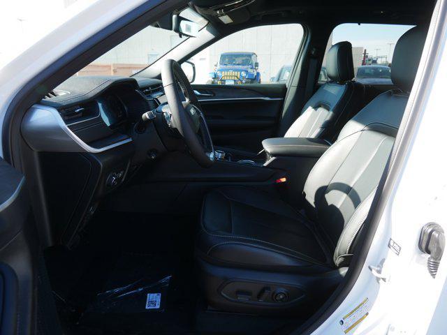 new 2025 Jeep Grand Cherokee car, priced at $50,451