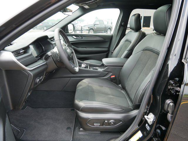 new 2025 Jeep Grand Cherokee L car, priced at $46,845