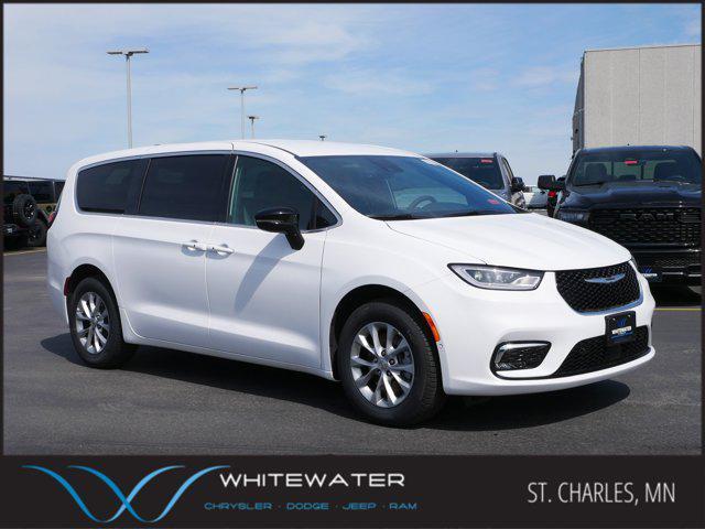 new 2025 Chrysler Pacifica car, priced at $41,216