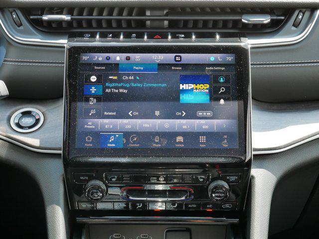 new 2025 Jeep Grand Cherokee car, priced at $49,762