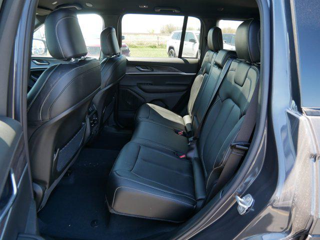 new 2025 Jeep Grand Cherokee car, priced at $41,914