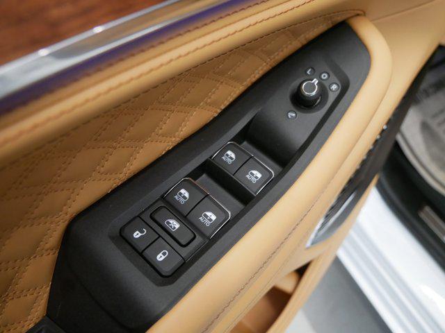 new 2025 Jeep Grand Cherokee car, priced at $61,444