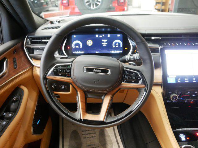 new 2025 Jeep Grand Cherokee car, priced at $61,444