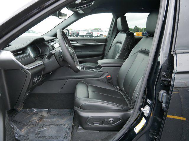 new 2025 Jeep Grand Cherokee car, priced at $43,637