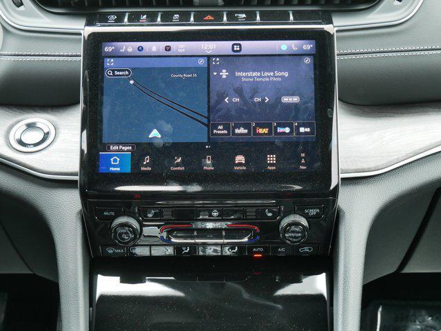 new 2025 Jeep Grand Cherokee car, priced at $43,637