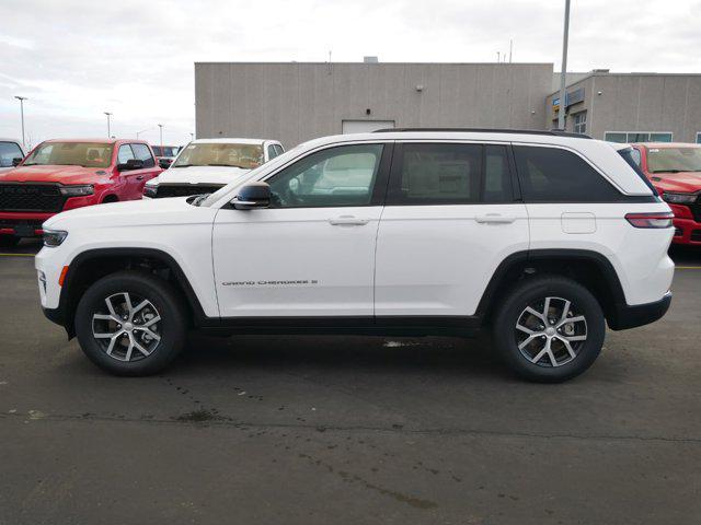 new 2025 Jeep Grand Cherokee car, priced at $43,653