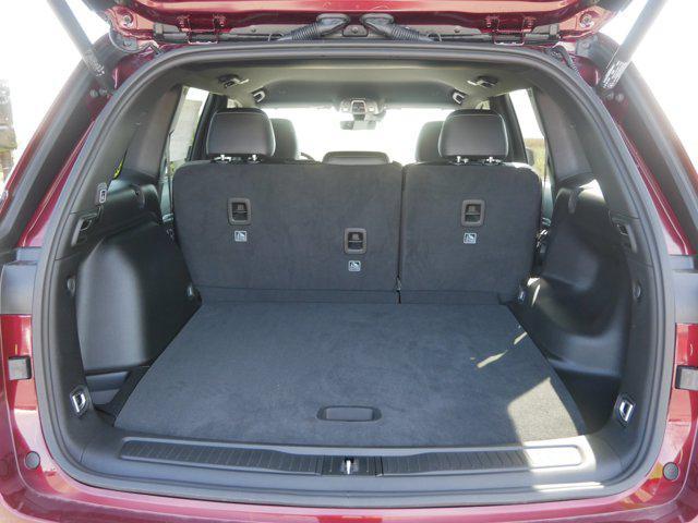 new 2025 Jeep Grand Cherokee car, priced at $48,534