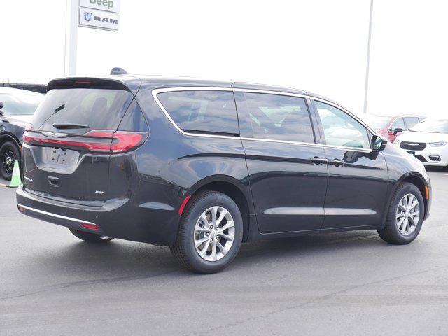 new 2026 Chrysler Pacifica car, priced at $45,663
