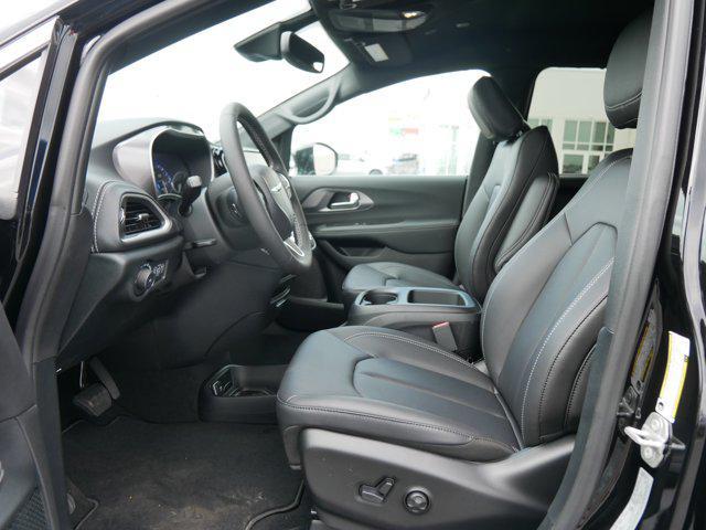 new 2026 Chrysler Pacifica car, priced at $45,663