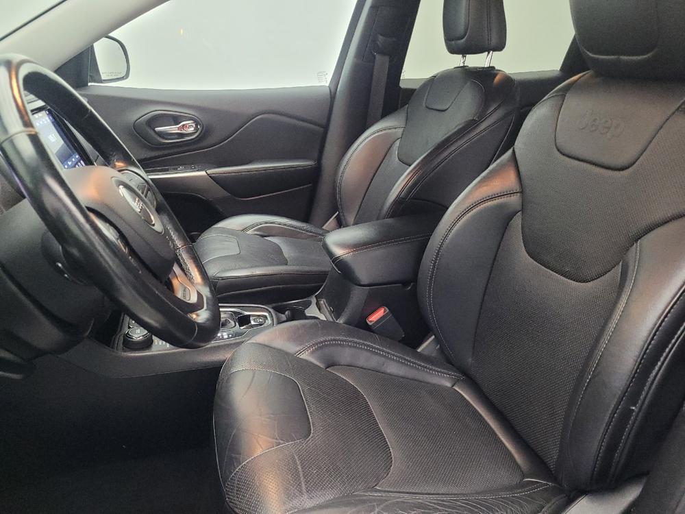 used 2020 Jeep Cherokee car, priced at $19,395