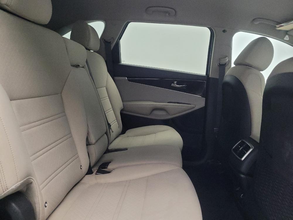 used 2020 Kia Sorento car, priced at $16,495