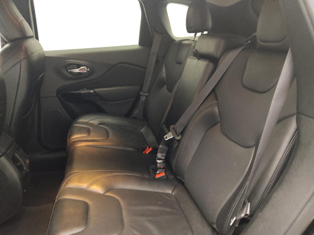 used 2023 Jeep Cherokee car, priced at $23,795