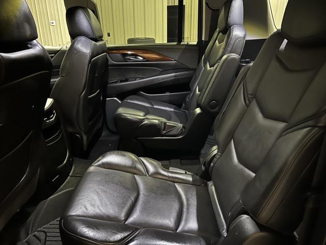used 2020 Cadillac Escalade ESV car, priced at $46,900