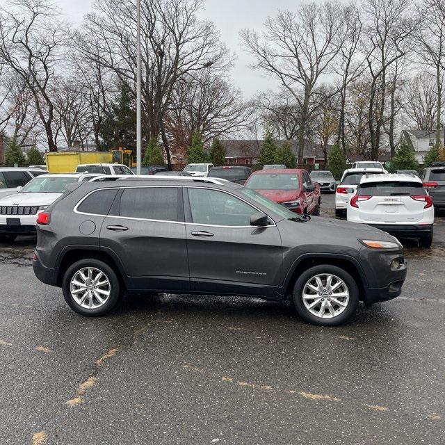 used 2014 Jeep Cherokee car, priced at $15,900