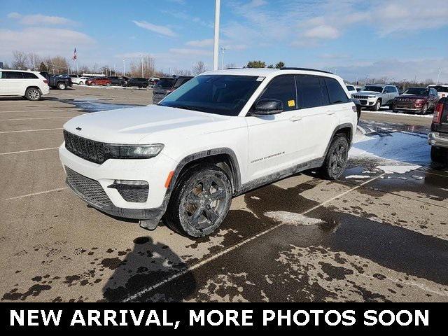 used 2023 Jeep Grand Cherokee car, priced at $32,500