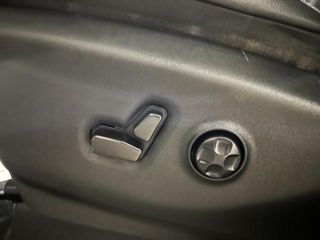 used 2021 Chrysler Pacifica car, priced at $16,500