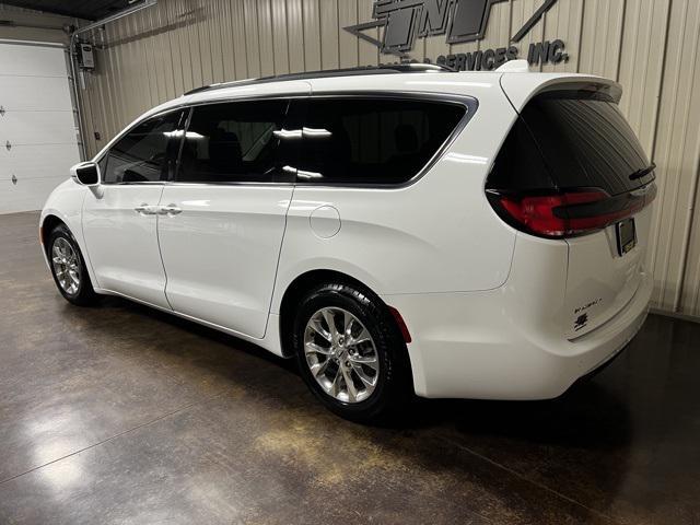used 2021 Chrysler Pacifica car, priced at $16,500