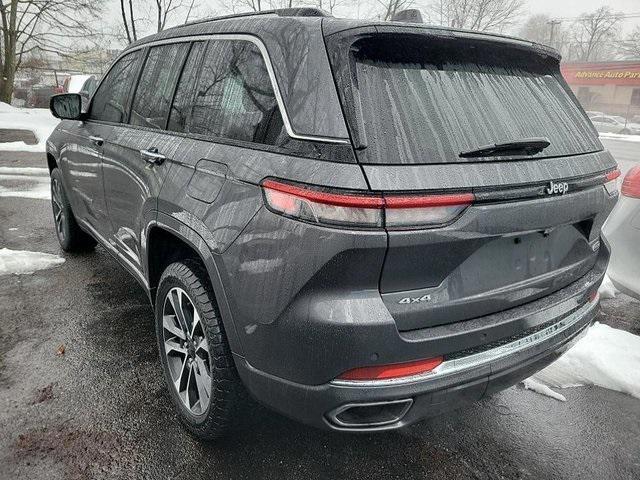 used 2022 Jeep Grand Cherokee car, priced at $34,900