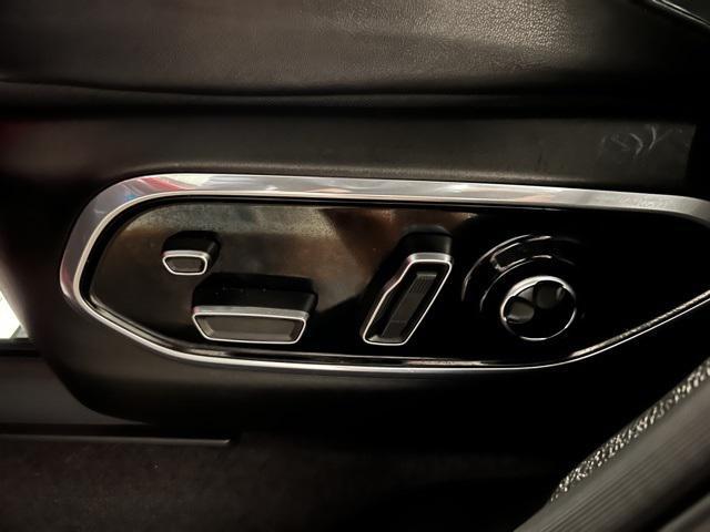 used 2022 Jeep Grand Cherokee car, priced at $33,995