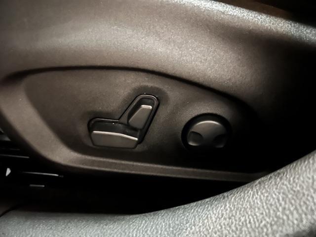 used 2023 Jeep Renegade car, priced at $25,687