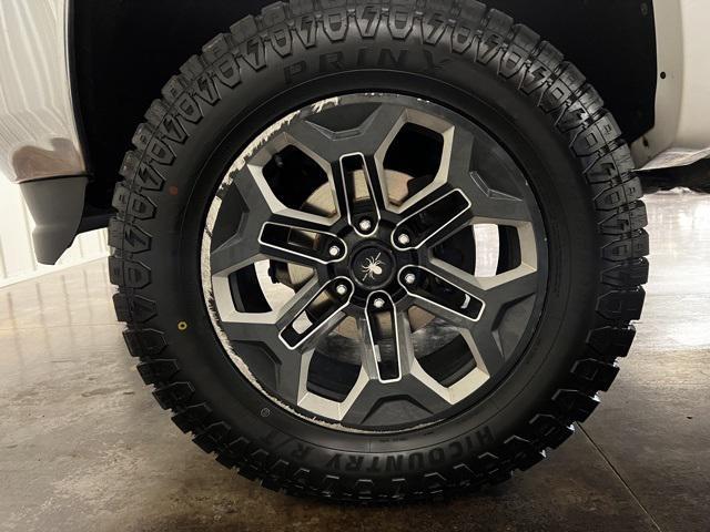 used 2016 GMC Sierra 1500 car, priced at $30,500