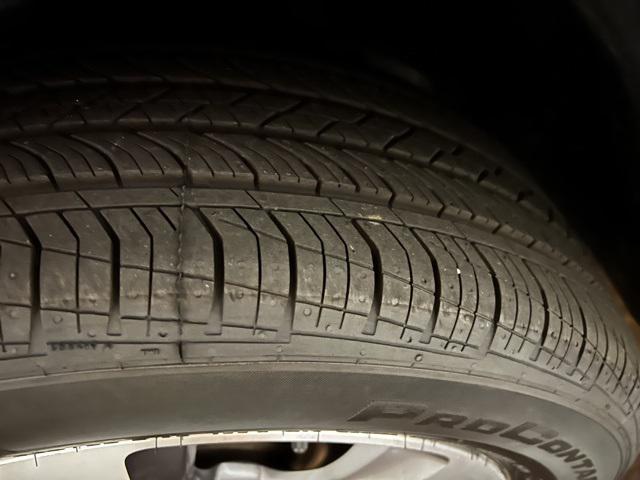used 2021 Jeep Cherokee car, priced at $22,500