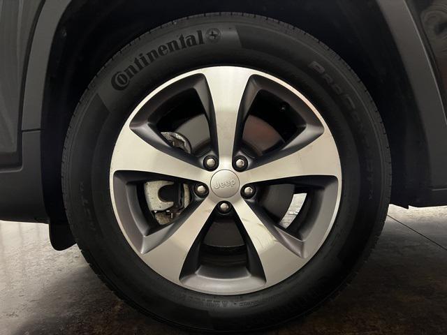 used 2021 Jeep Cherokee car, priced at $22,500