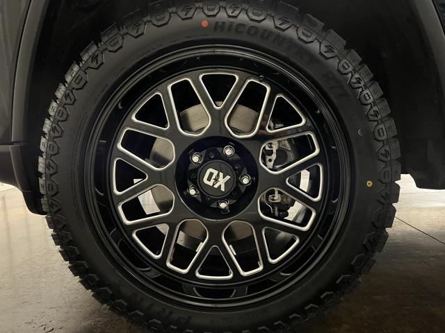 used 2022 Jeep Grand Cherokee car, priced at $29,687