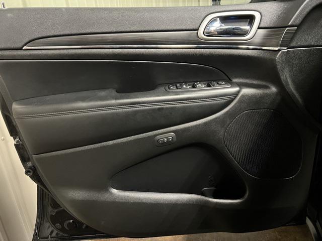 used 2022 Jeep Grand Cherokee car, priced at $29,687