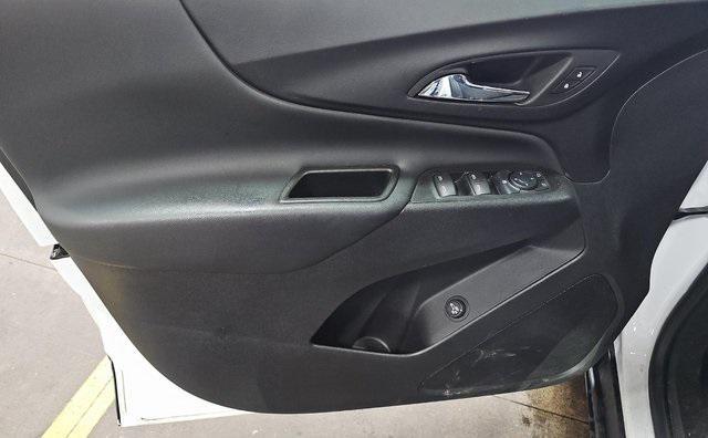 used 2024 Chevrolet Equinox car, priced at $21,900