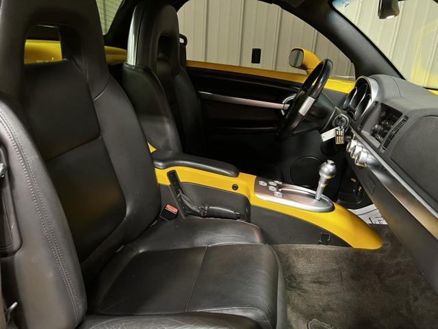 used 2003 Chevrolet SSR car, priced at $21,900
