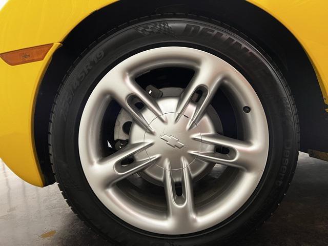 used 2003 Chevrolet SSR car, priced at $21,900
