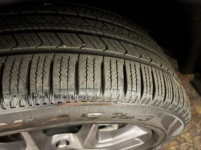 used 2020 Jeep Grand Cherokee car, priced at $18,995