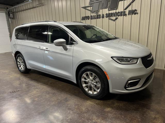 used 2022 Chrysler Pacifica car, priced at $32,500