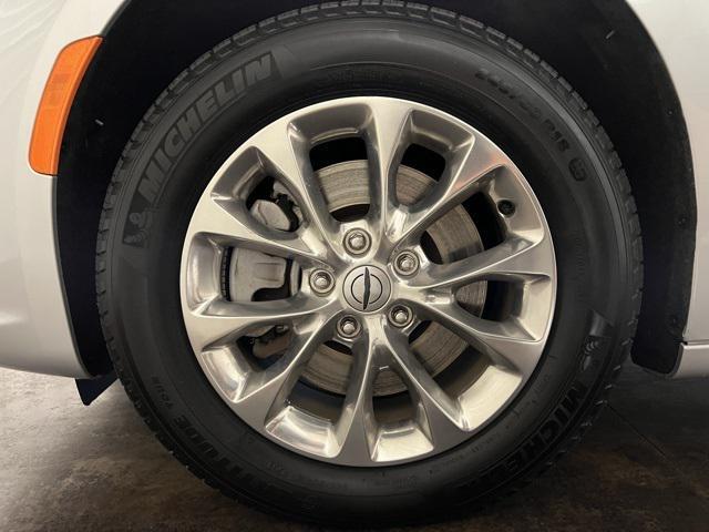 used 2022 Chrysler Pacifica car, priced at $32,500