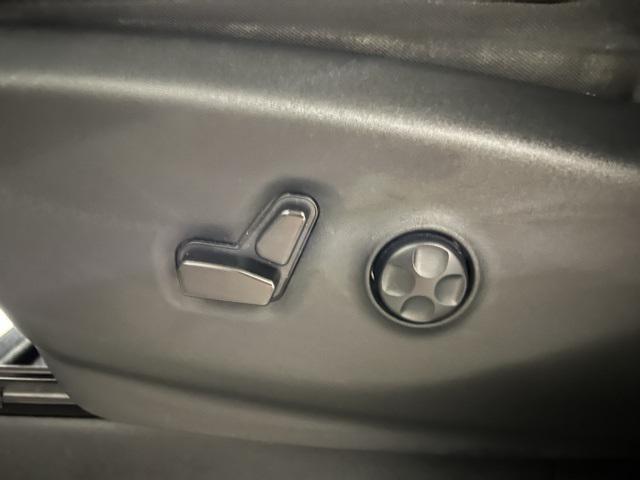 used 2022 Chrysler Pacifica car, priced at $32,500