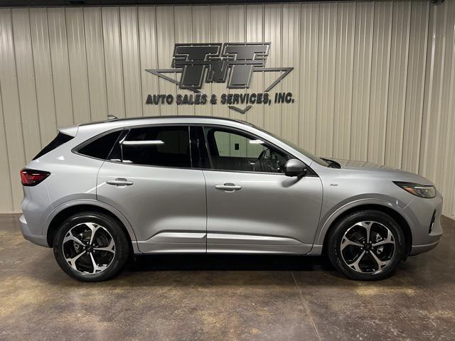 used 2023 Ford Escape car, priced at $28,995