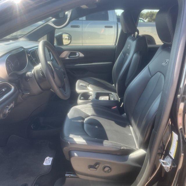 used 2023 Chrysler Pacifica car, priced at $29,995