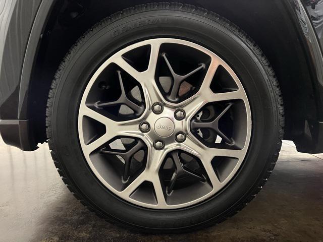 used 2018 Jeep Grand Cherokee car, priced at $13,995