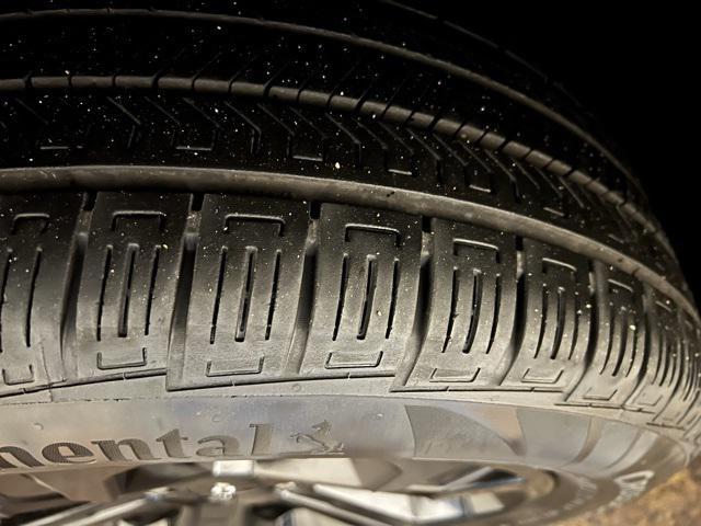 used 2025 Chevrolet Equinox car, priced at $28,995