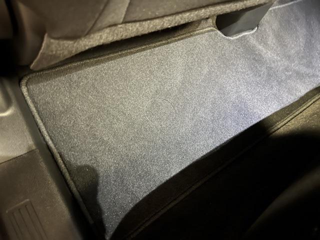 used 2025 Chevrolet Equinox car, priced at $28,995