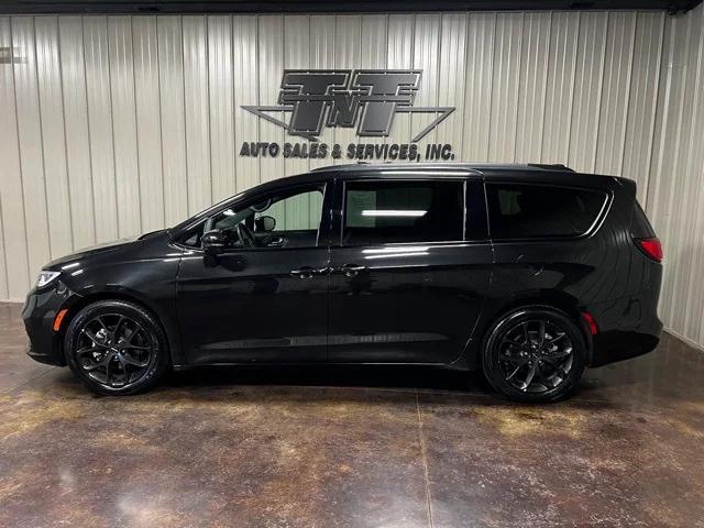 used 2022 Chrysler Pacifica car, priced at $27,900