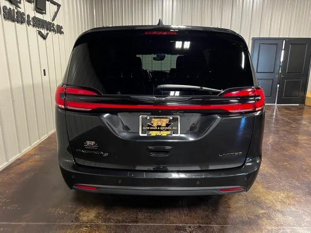 used 2022 Chrysler Pacifica car, priced at $27,900